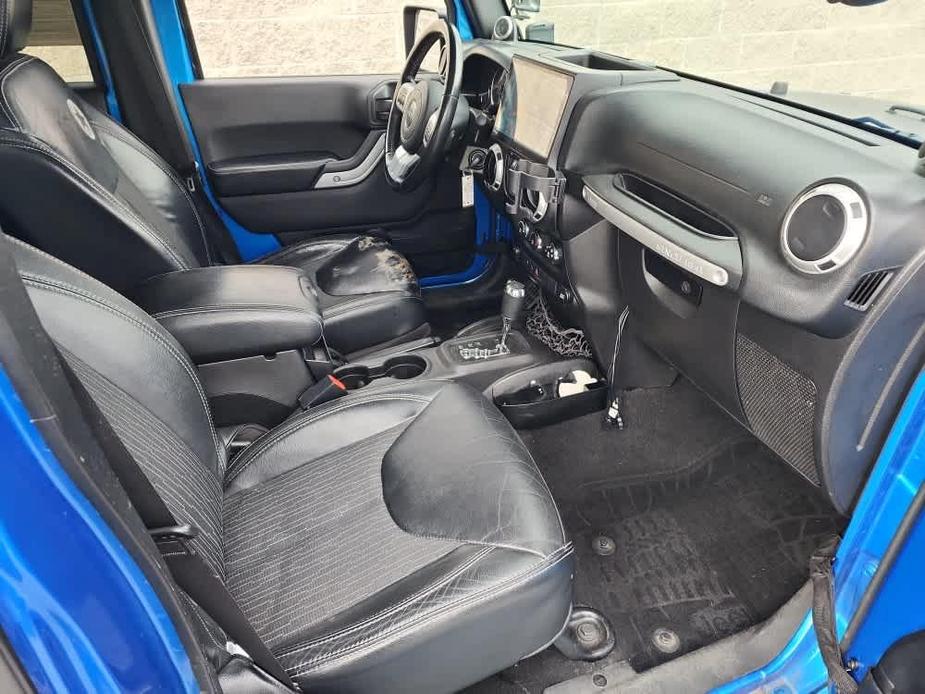 used 2014 Jeep Wrangler Unlimited car, priced at $13,500