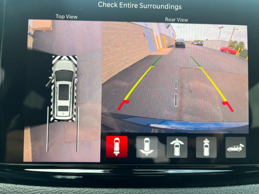 new 2025 Chrysler Pacifica car, priced at $43,114