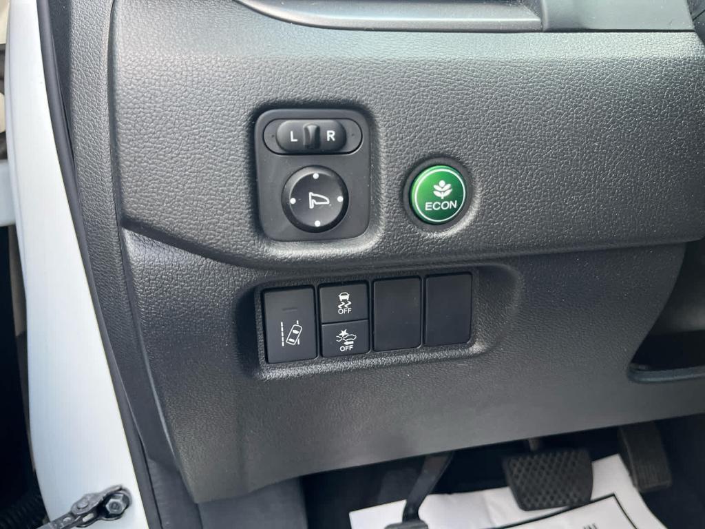 used 2018 Honda Pilot car, priced at $19,246