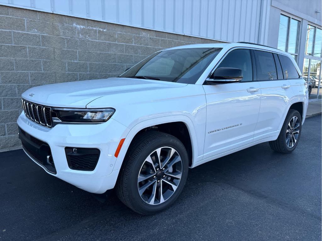 new 2025 Jeep Grand Cherokee car, priced at $58,750