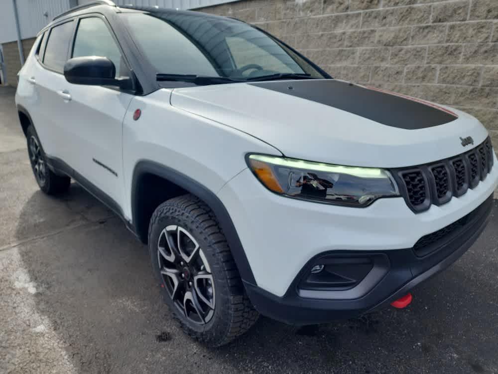 new 2025 Jeep Compass car, priced at $35,965