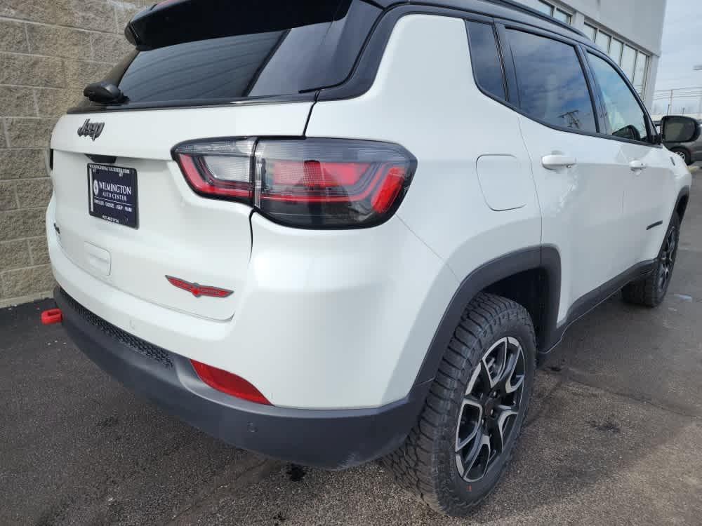 new 2025 Jeep Compass car, priced at $35,965