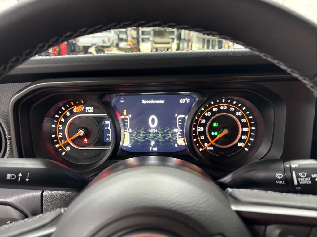 new 2025 Jeep Wrangler car, priced at $54,939