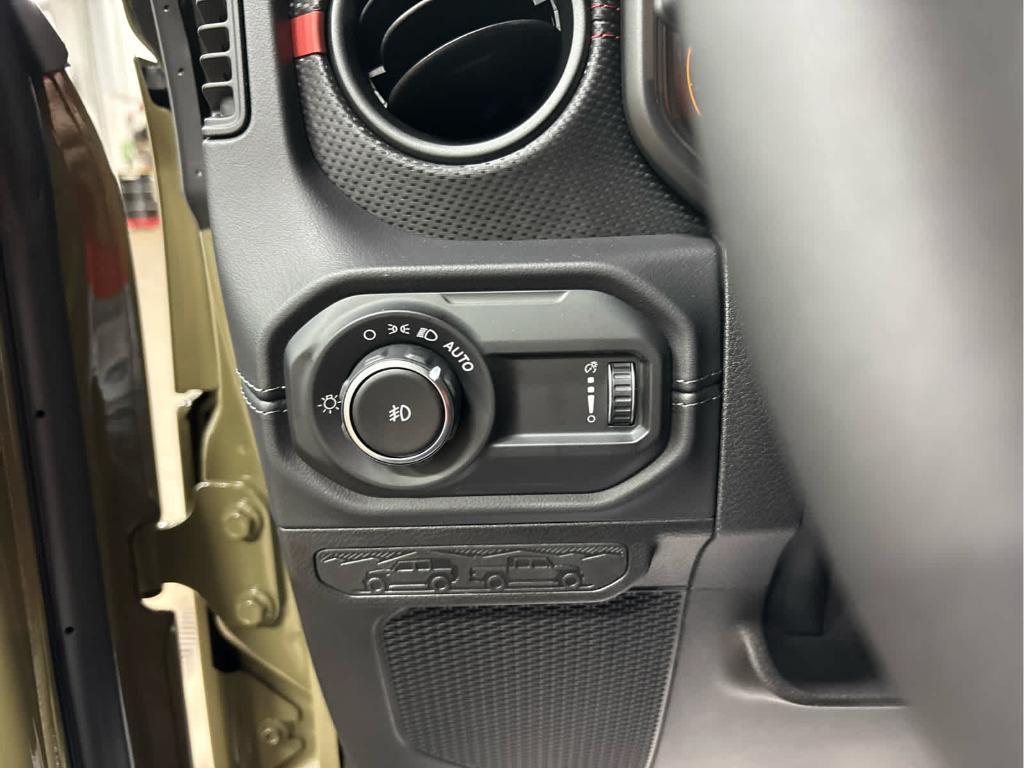 new 2025 Jeep Wrangler car, priced at $54,939