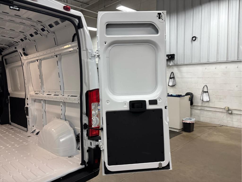 new 2025 Ram ProMaster 2500 car, priced at $49,418