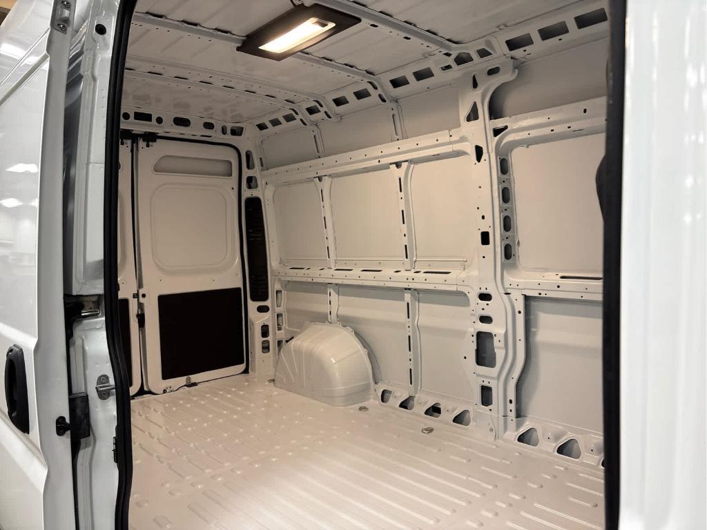 new 2025 Ram ProMaster 2500 car, priced at $49,418
