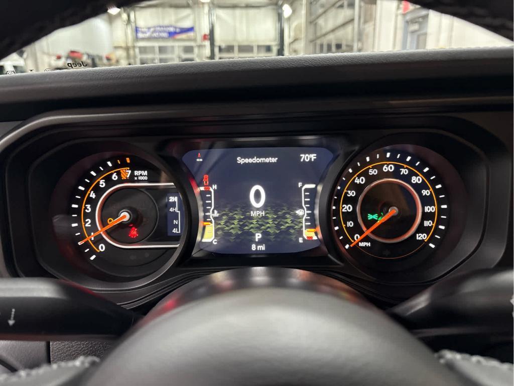 new 2025 Jeep Gladiator car, priced at $47,114
