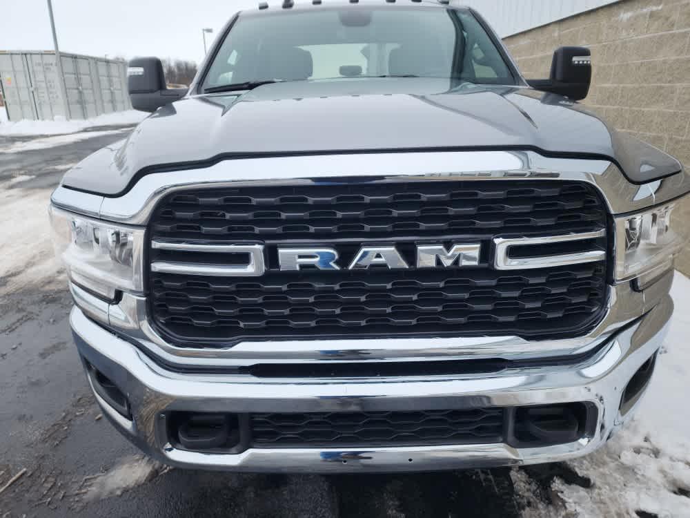 new 2024 Ram 2500 car, priced at $60,671