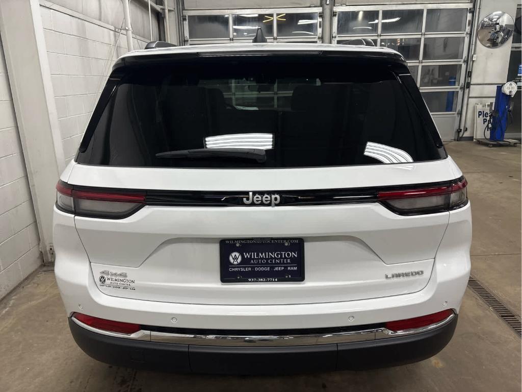 new 2025 Jeep Grand Cherokee car, priced at $39,545