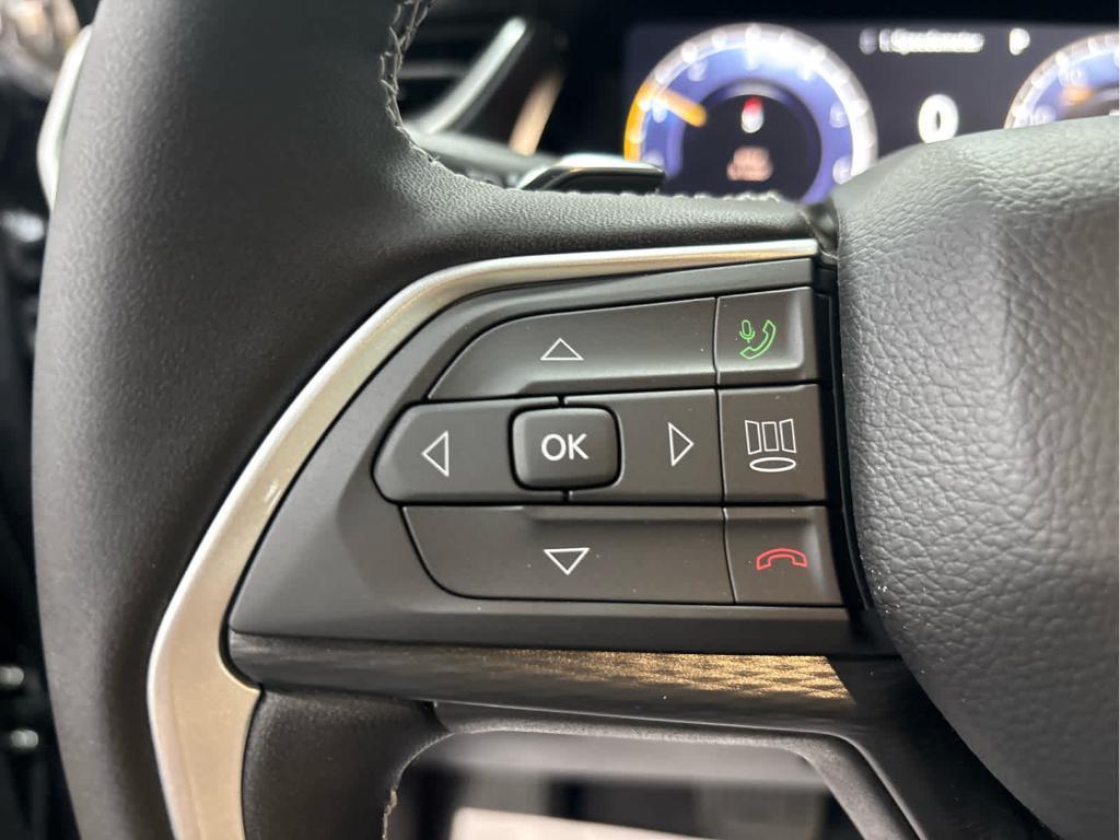 new 2025 Jeep Grand Cherokee L car, priced at $43,998