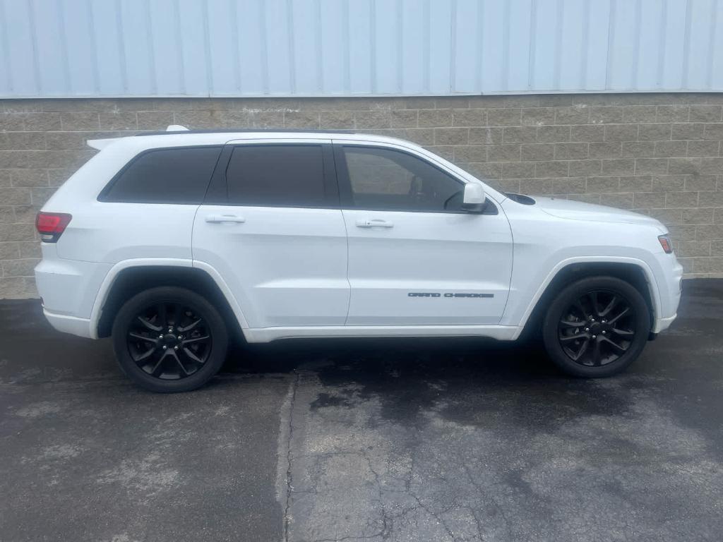 used 2020 Jeep Grand Cherokee car, priced at $24,000