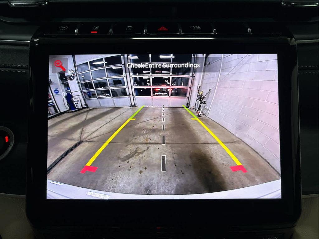 new 2025 Jeep Grand Cherokee car, priced at $46,150