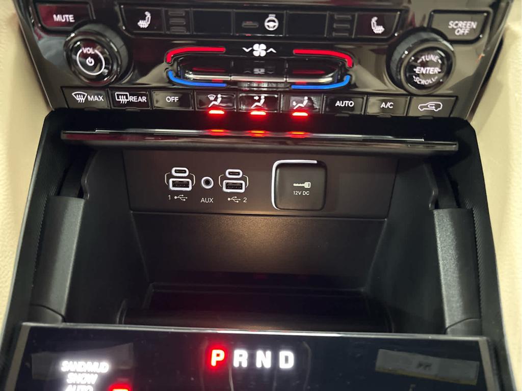 new 2025 Jeep Grand Cherokee car, priced at $46,150