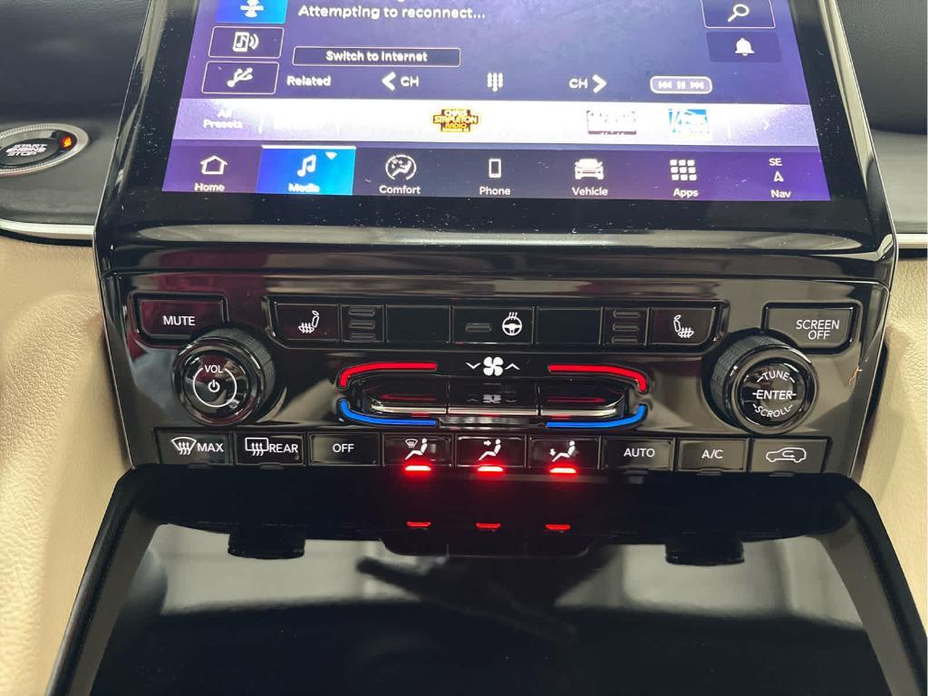 new 2025 Jeep Grand Cherokee car, priced at $46,150