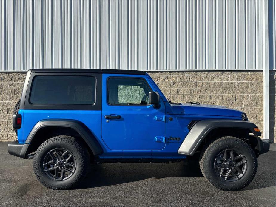 new 2025 Jeep Wrangler car, priced at $44,070