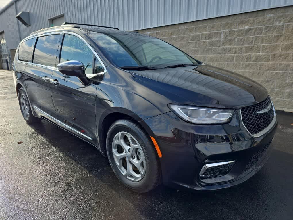 used 2023 Chrysler Pacifica car, priced at $26,900