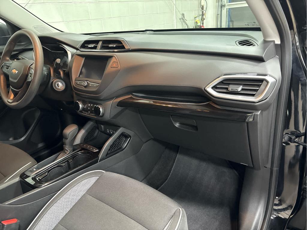 used 2021 Chevrolet TrailBlazer car, priced at $18,996