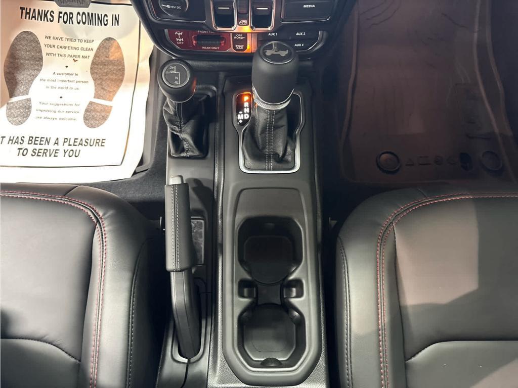 new 2025 Jeep Wrangler car, priced at $55,196
