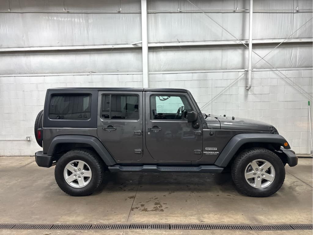 used 2016 Jeep Wrangler Unlimited car, priced at $18,500