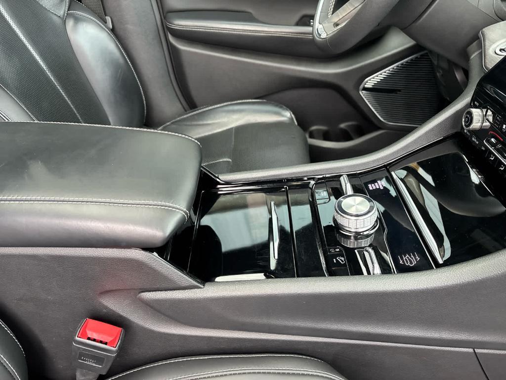 used 2023 Jeep Grand Cherokee car, priced at $39,140