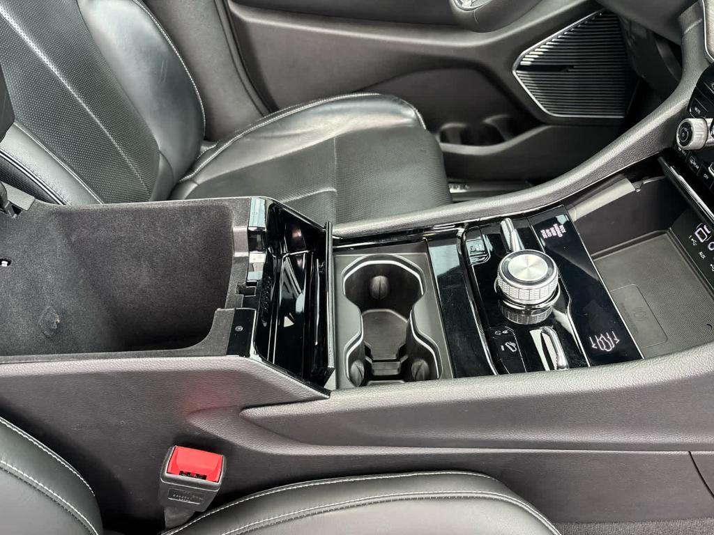 used 2023 Jeep Grand Cherokee car, priced at $39,140