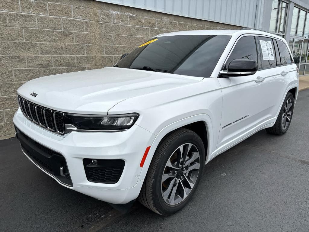 used 2023 Jeep Grand Cherokee car, priced at $39,140