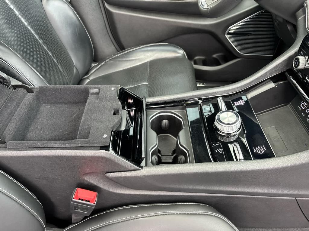 used 2023 Jeep Grand Cherokee car, priced at $39,140