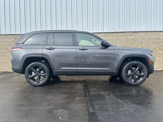 new 2024 Jeep Grand Cherokee car, priced at $43,948