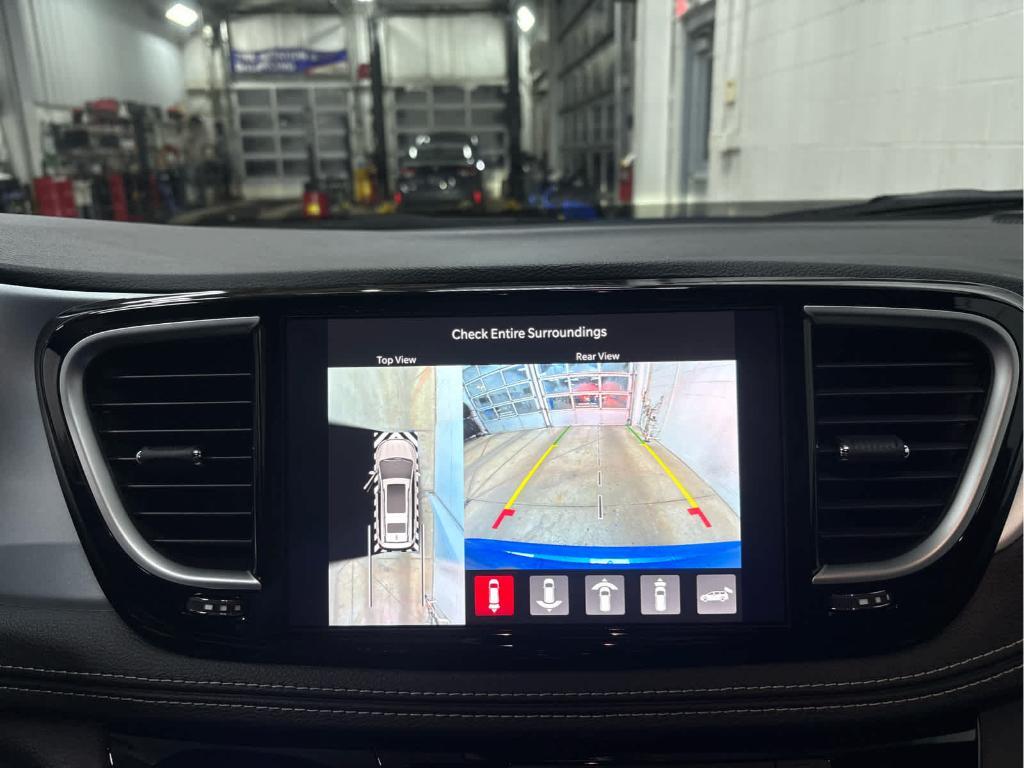 new 2026 Chrysler Pacifica car, priced at $51,037