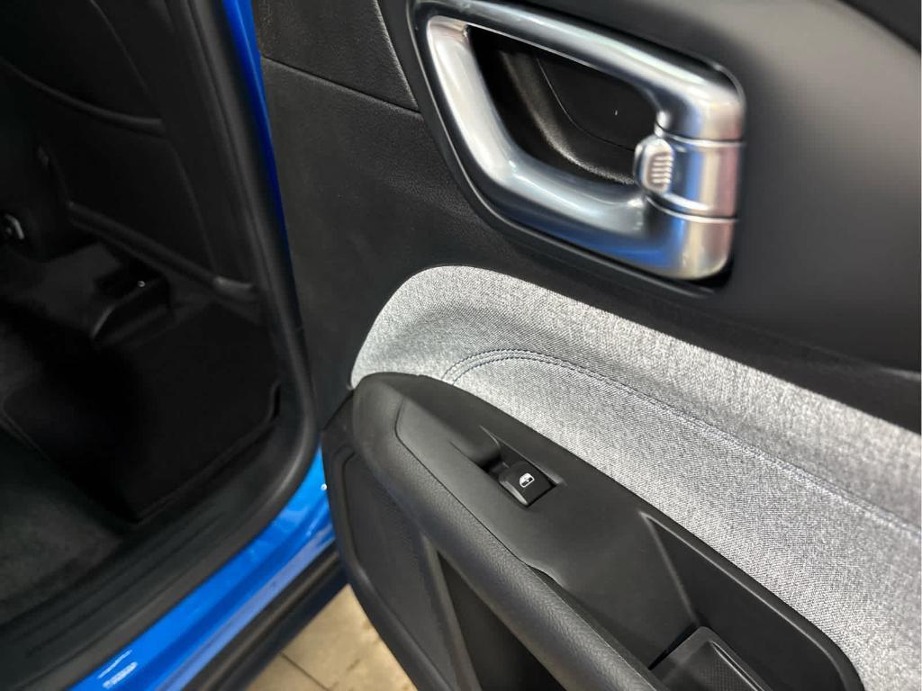new 2025 Jeep Compass car, priced at $29,513
