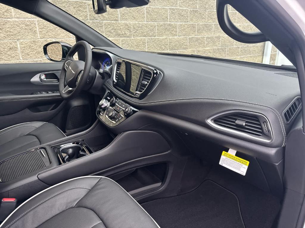 new 2026 Chrysler Pacifica car, priced at $51,589