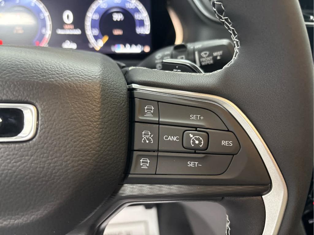 new 2025 Jeep Grand Cherokee L car, priced at $43,248