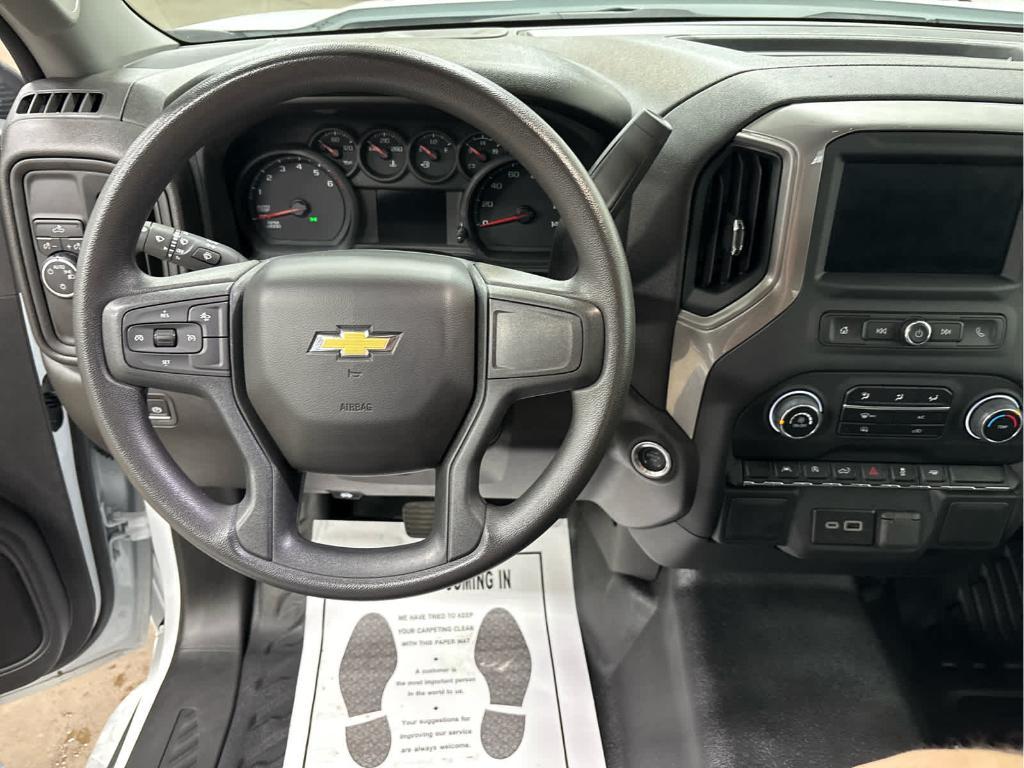 used 2024 Chevrolet Silverado 1500 car, priced at $33,948
