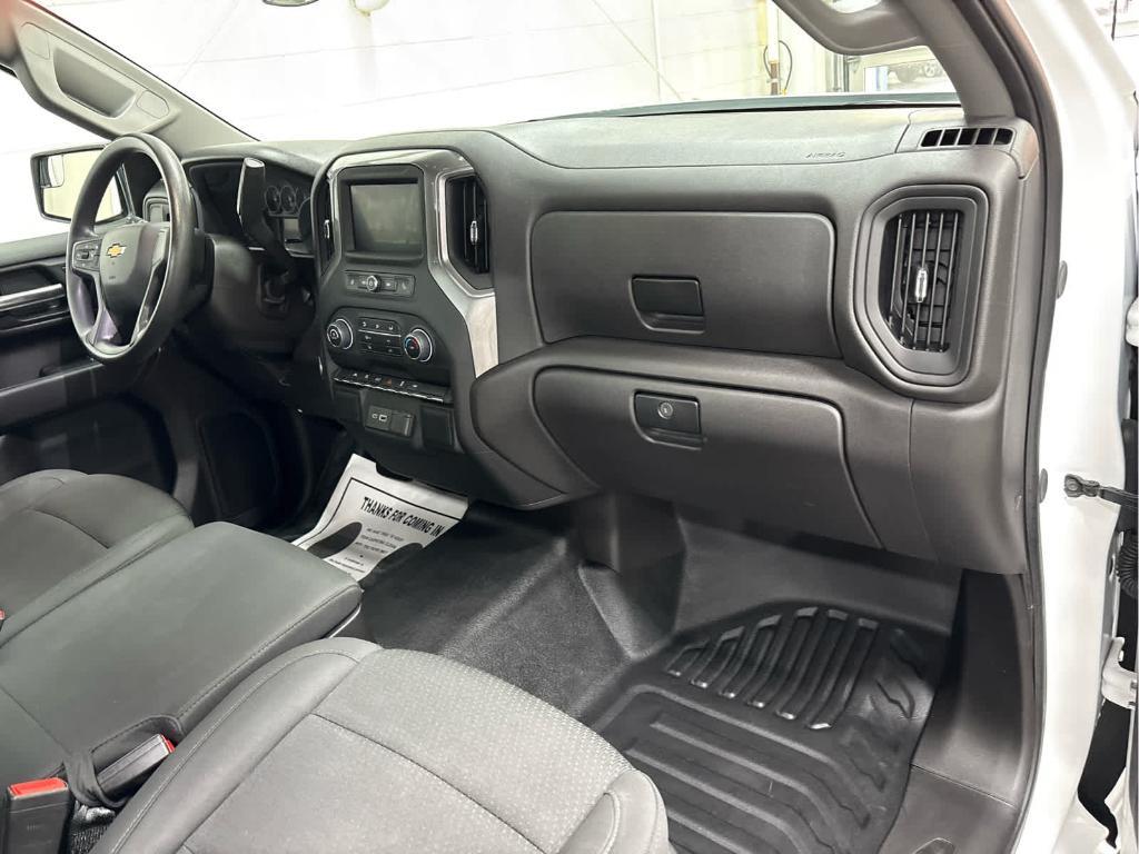 used 2024 Chevrolet Silverado 1500 car, priced at $33,948