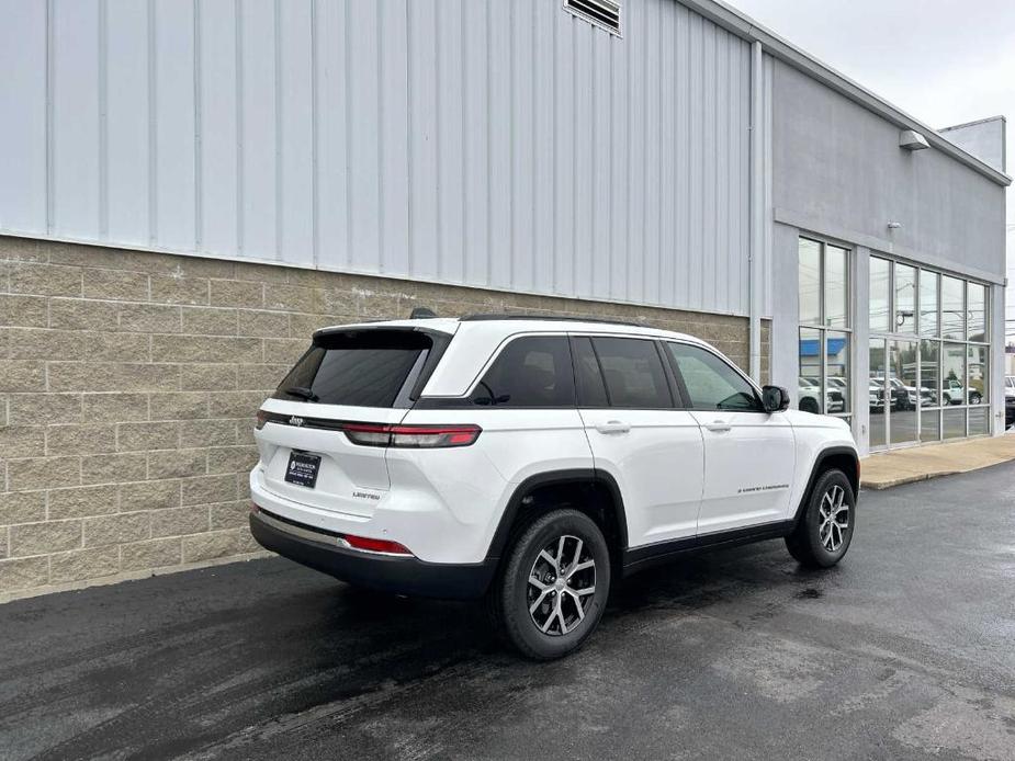 new 2025 Jeep Grand Cherokee car, priced at $54,910