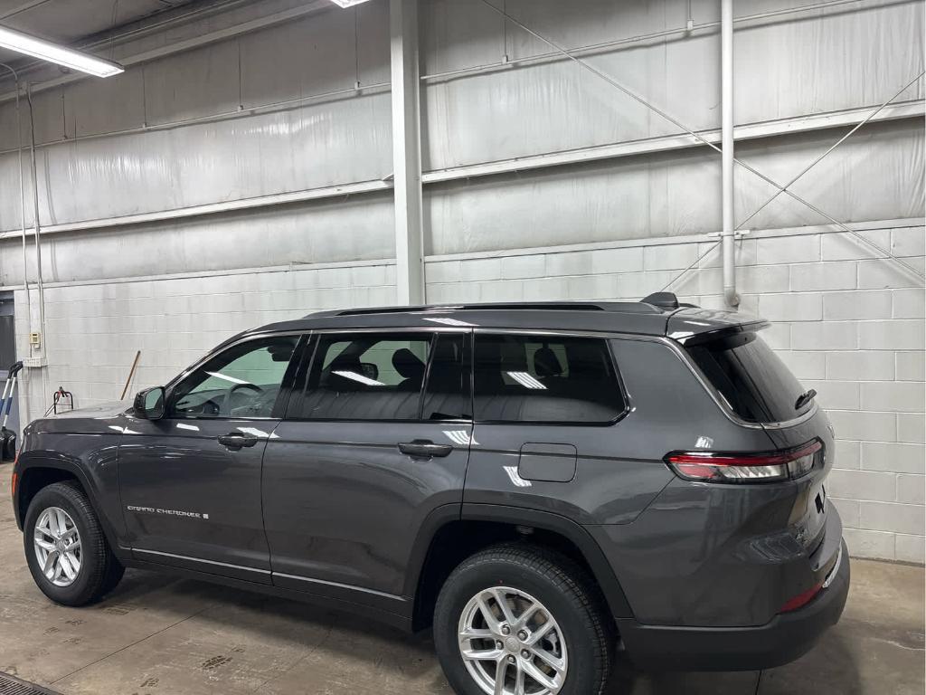 new 2025 Jeep Grand Cherokee L car, priced at $42,029