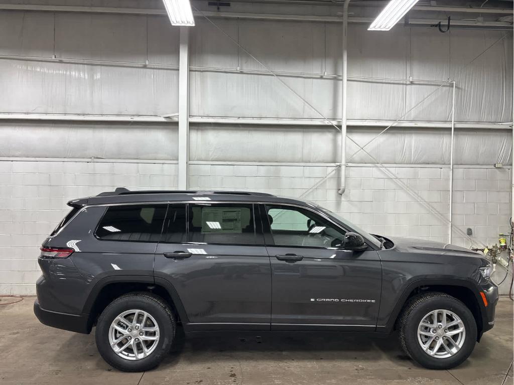 new 2025 Jeep Grand Cherokee L car, priced at $42,029