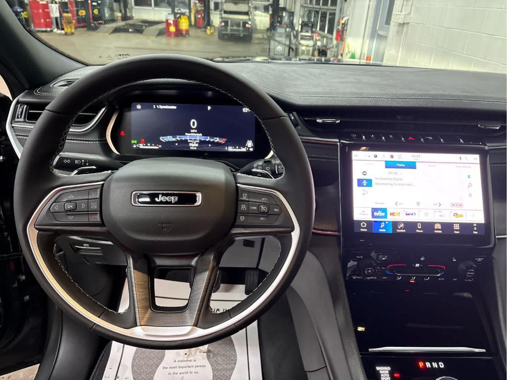 new 2025 Jeep Grand Cherokee car, priced at $51,485