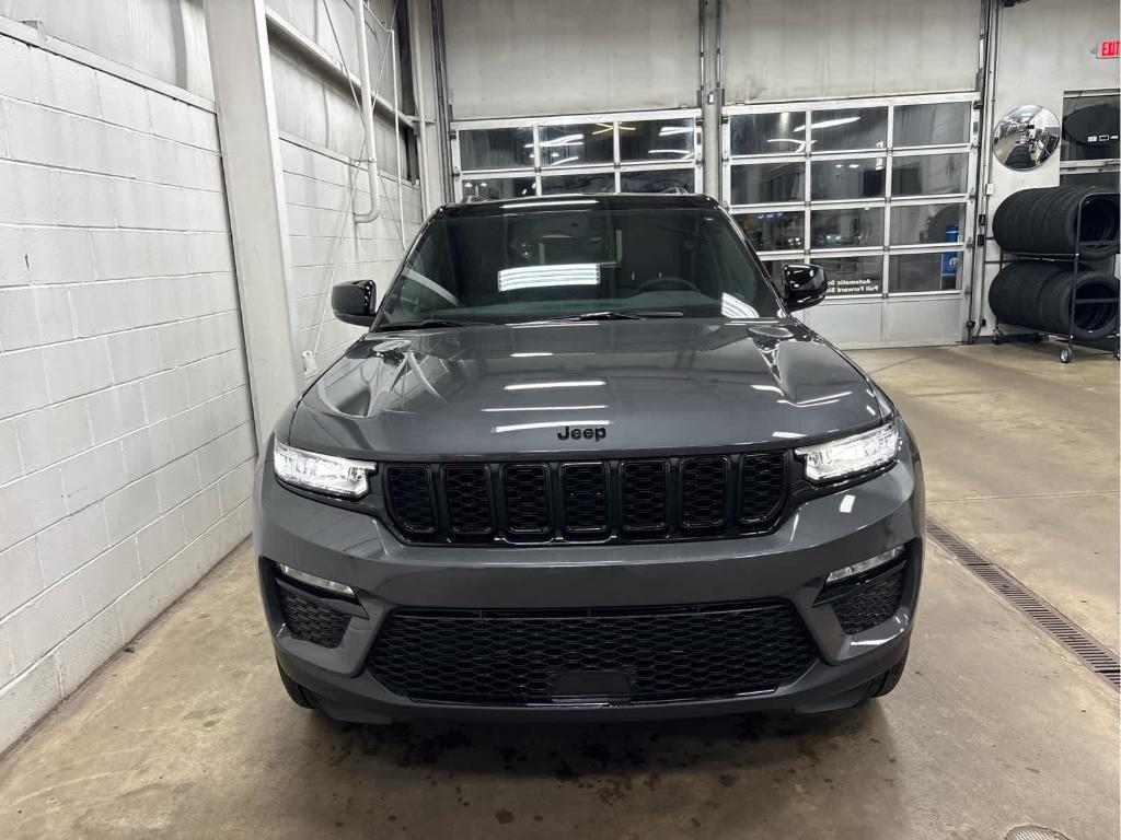 new 2025 Jeep Grand Cherokee car, priced at $51,485