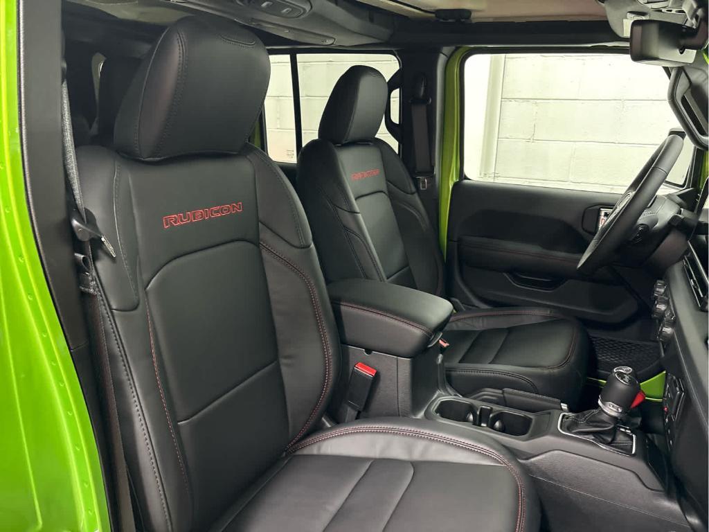 new 2025 Jeep Wrangler car, priced at $70,755