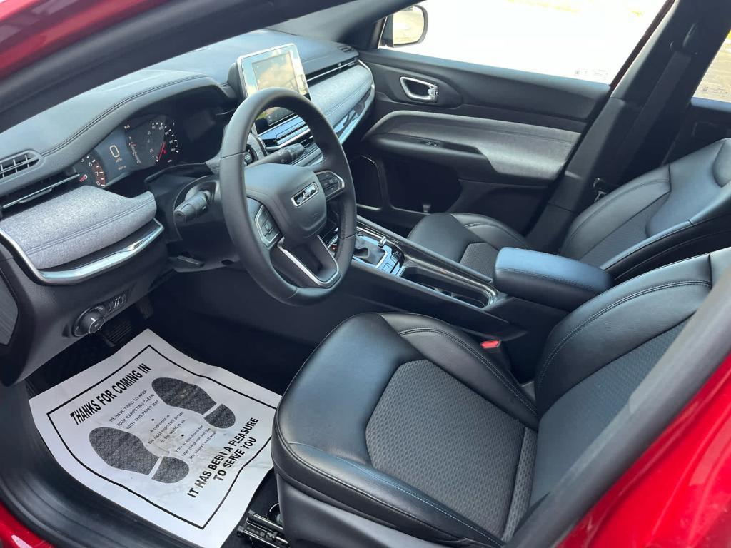 new 2025 Jeep Compass car, priced at $32,786