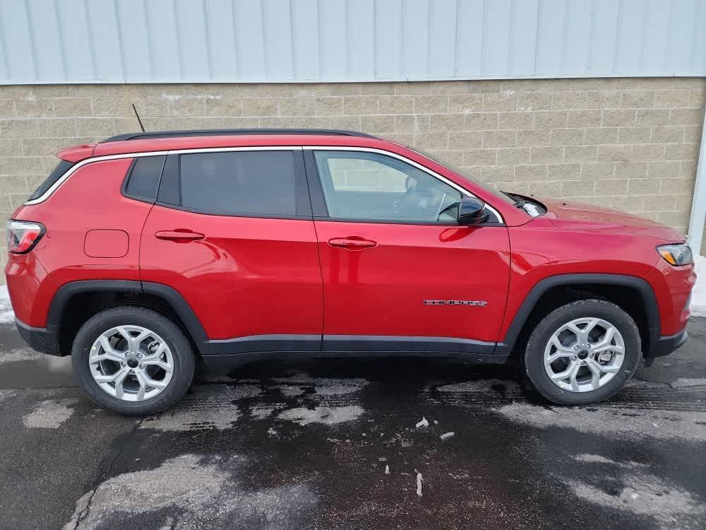 new 2025 Jeep Compass car, priced at $32,123