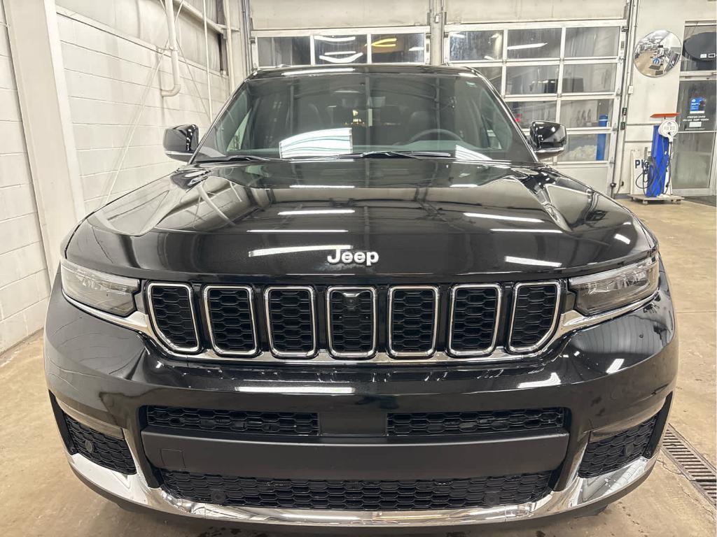 new 2025 Jeep Grand Cherokee L car, priced at $53,330