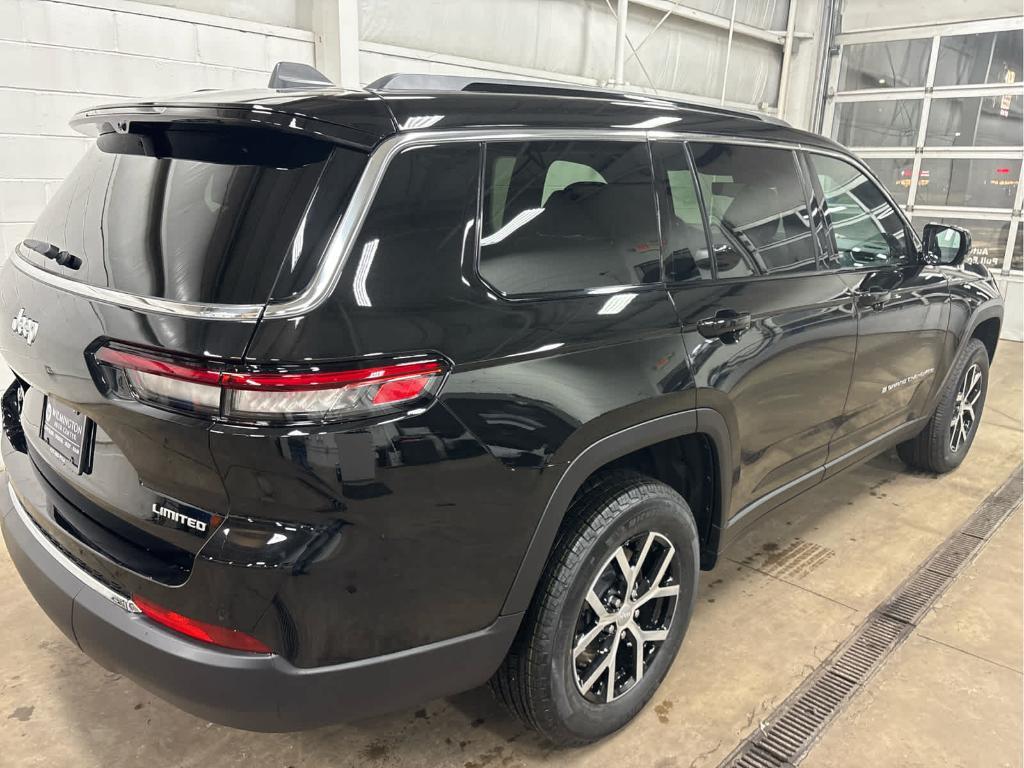 new 2025 Jeep Grand Cherokee L car, priced at $53,330