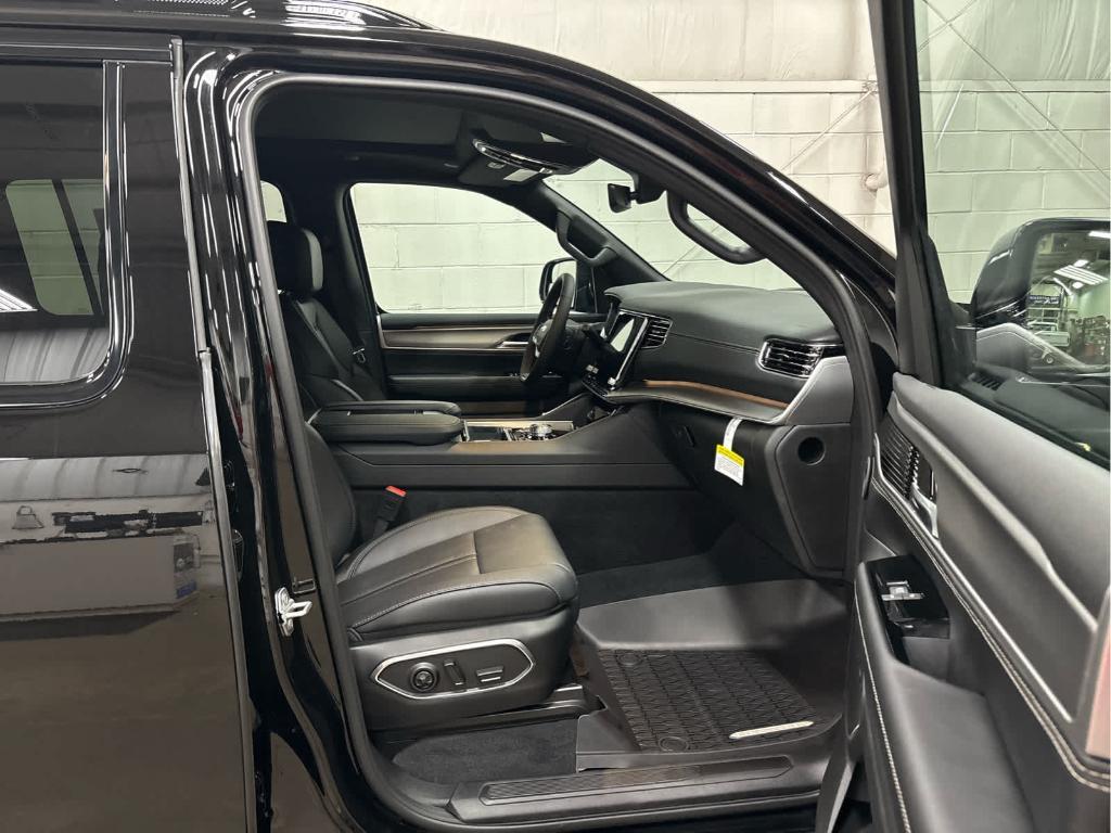 new 2025 Jeep Wagoneer car, priced at $74,061