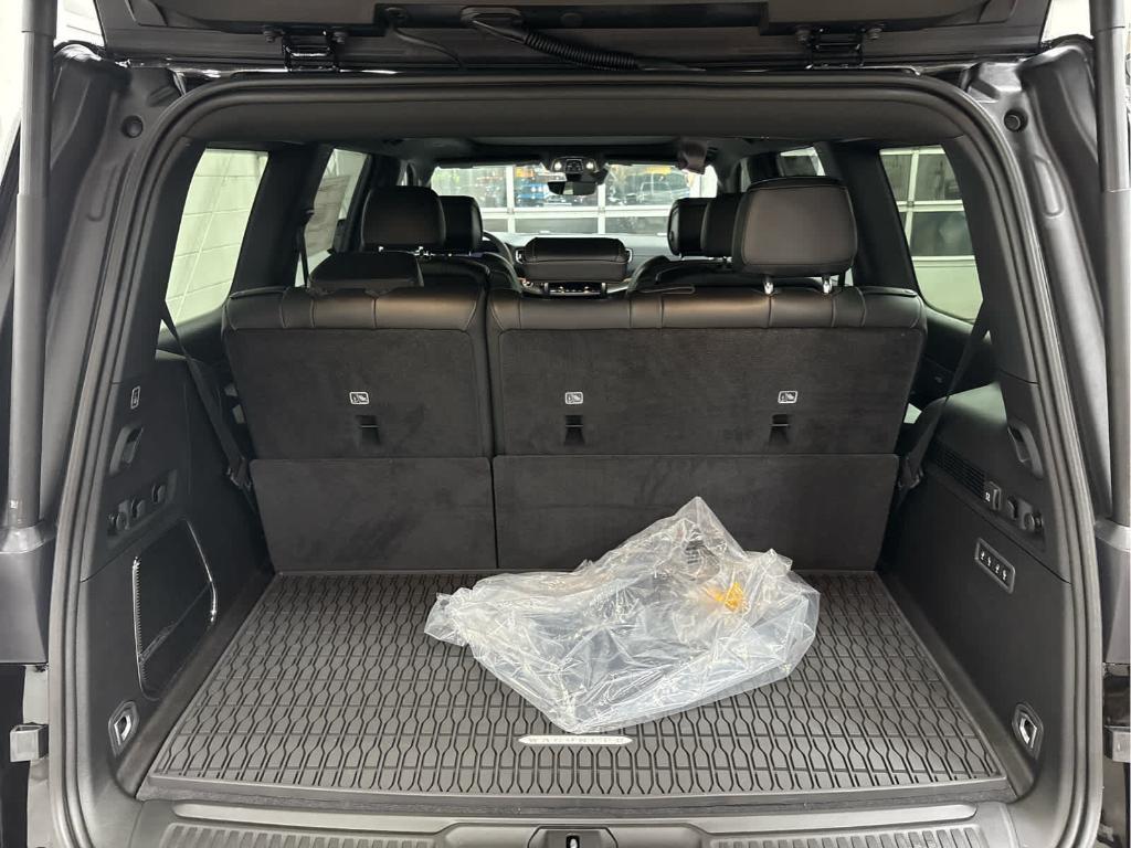new 2025 Jeep Wagoneer car, priced at $74,061