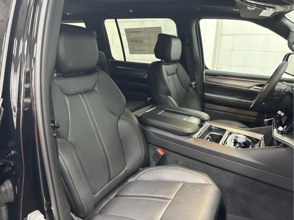 new 2025 Jeep Wagoneer car, priced at $74,061