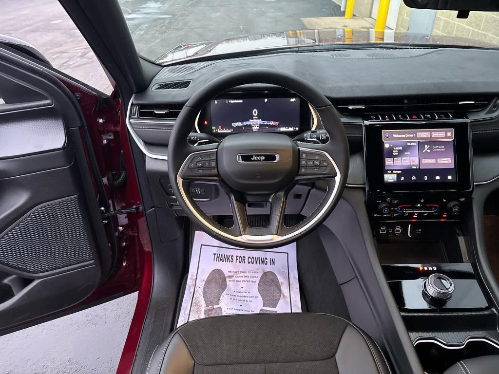 new 2025 Jeep Grand Cherokee car, priced at $39,458