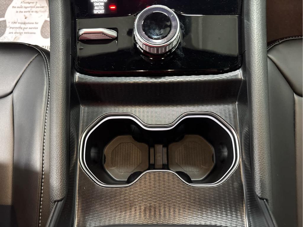 new 2025 Jeep Grand Cherokee car, priced at $47,165