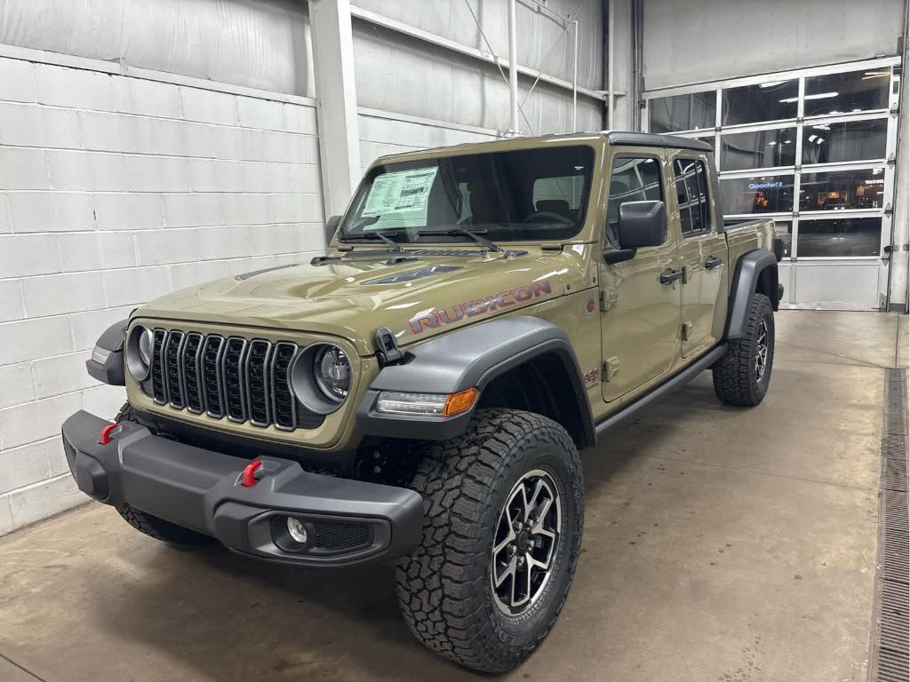 new 2025 Jeep Gladiator car, priced at $49,677